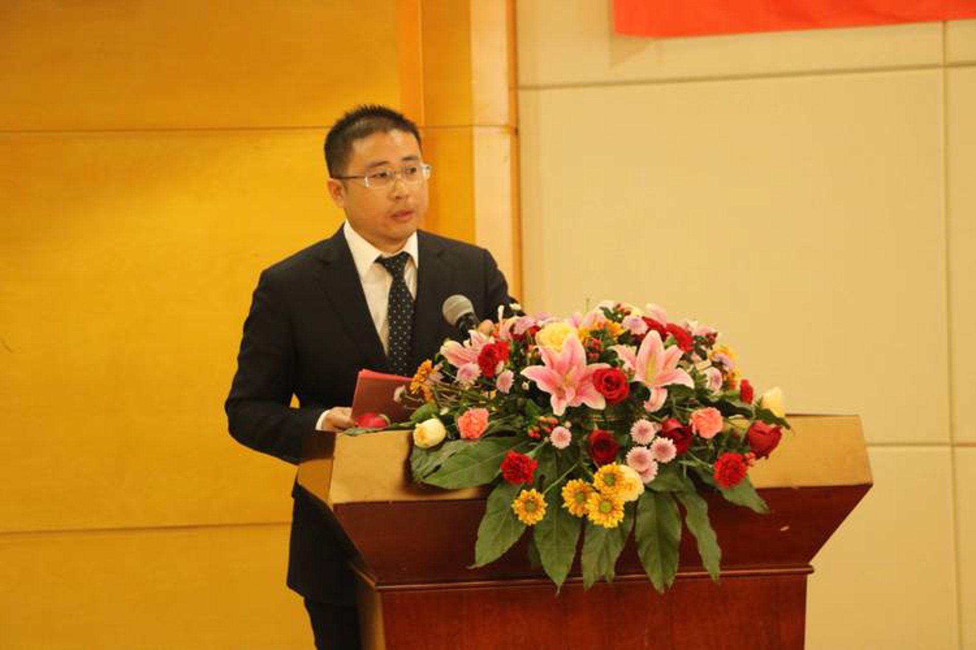 宏略管理咨询